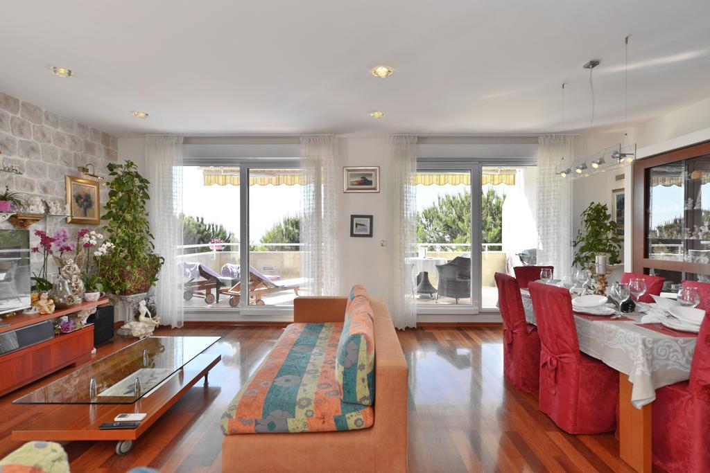 Luxury Seaside Apartment 斯普利特 客房 照片