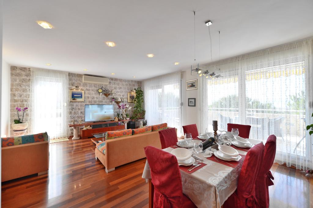 Luxury Seaside Apartment 斯普利特 客房 照片