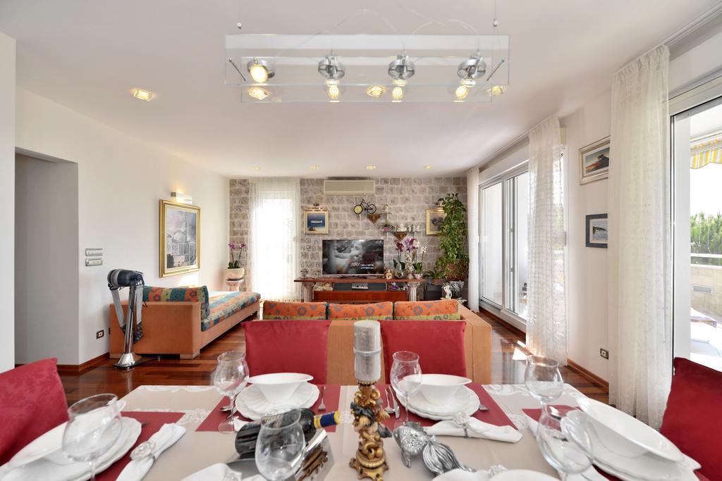 Luxury Seaside Apartment 斯普利特 客房 照片